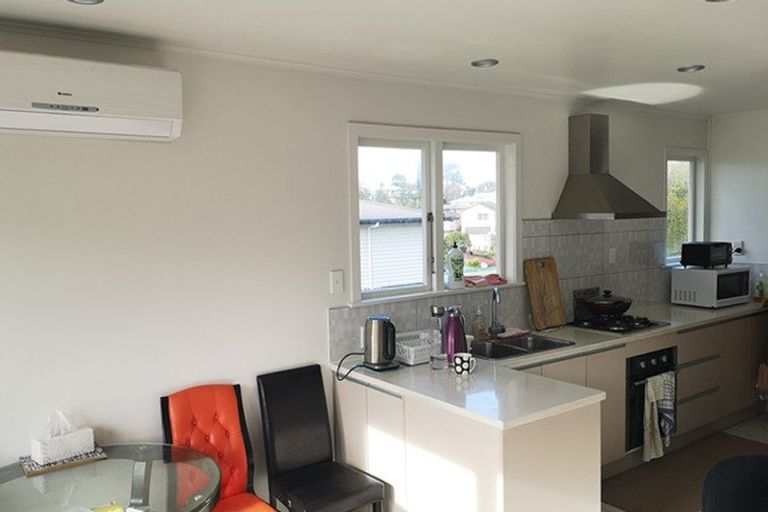 Photo of property in 70 Glendene Avenue, Glendene, Auckland, 0602