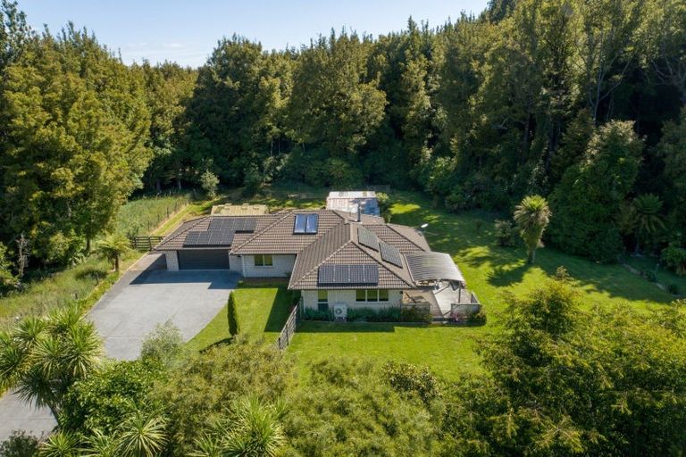 Photo of property in 805 Te Waerenga Road, Hamurana, Rotorua, 3096