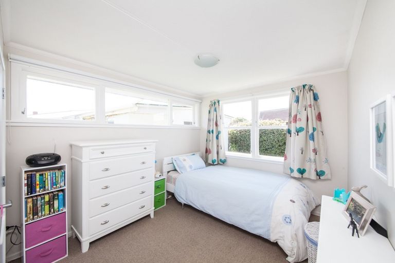 Photo of property in 75 Long Melford Road, Awapuni, Palmerston North, 4412