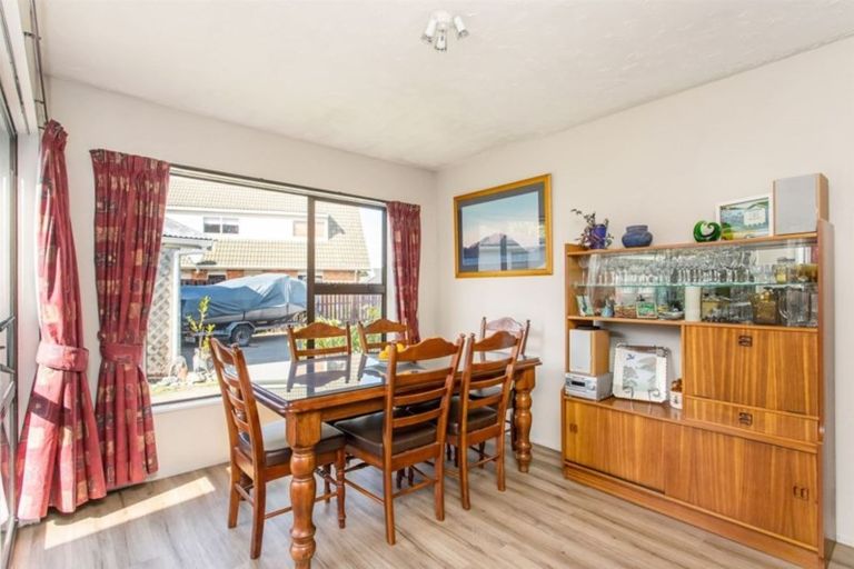 Photo of property in 192 Highsted Road, Casebrook, Christchurch, 8051