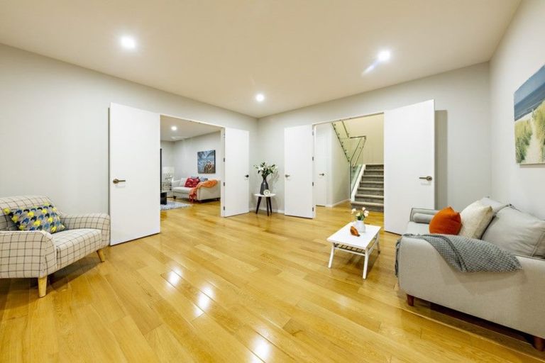 Photo of property in 4 Pahekeheke Road, Karaka, Papakura, 2113