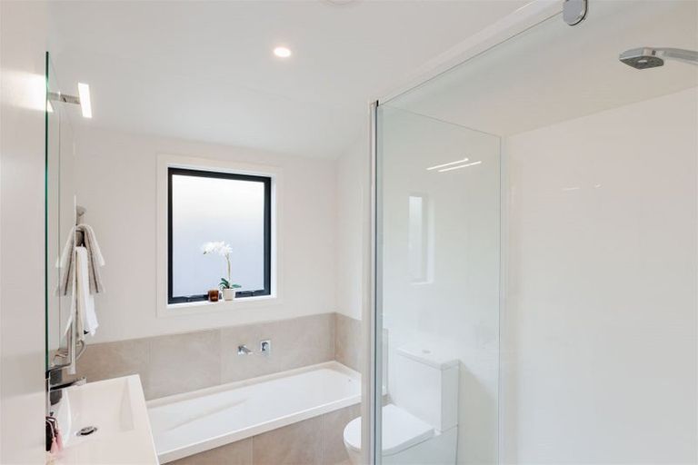 Photo of property in 37a Lyndhurst Street, Takaro, Palmerston North, 4412