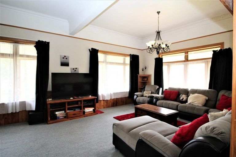 Photo of property in 152 Vogel Street, Woodville, 4920