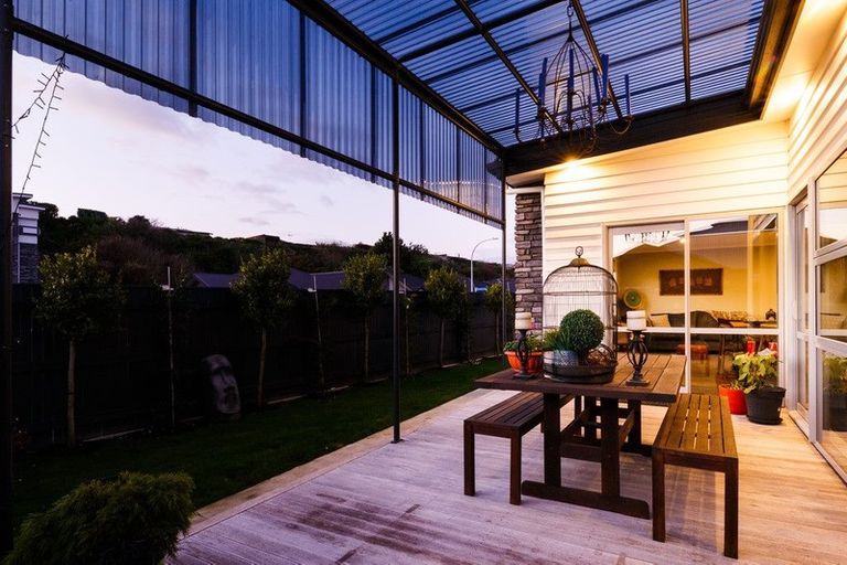 Photo of property in 16 Freedom Drive, Kelvin Grove, Palmerston North, 4414