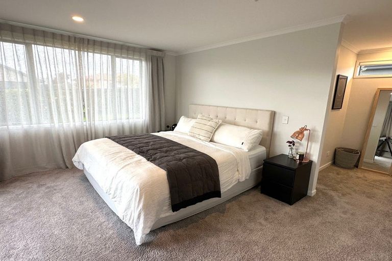 Photo of property in 32 Owhatiura Drive, Lynmore, Rotorua, 3010