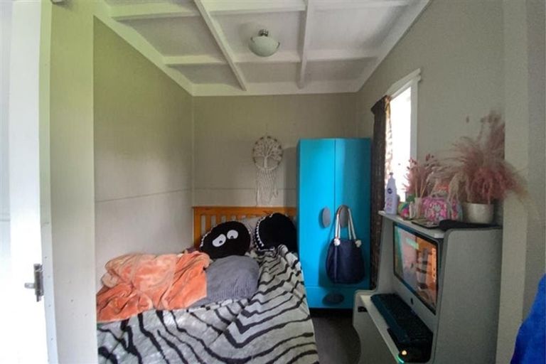 Photo of property in 44 Finlayson Avenue, Clendon Park, Auckland, 2103