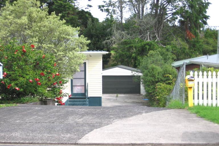 Photo of property in 25a Ranui Avenue, Ranui, Auckland, 0612