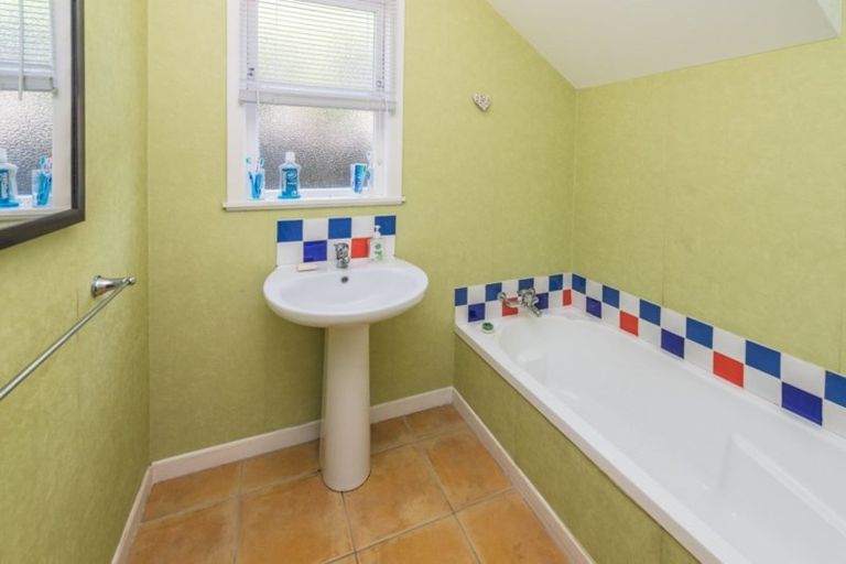 Photo of property in 83a Great North Road, Saint Johns Hill, Whanganui, 4501