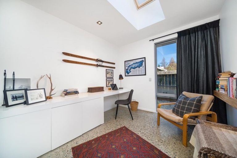 Photo of property in 6 Mathias Terrace, Arthurs Point, Queenstown, 9371