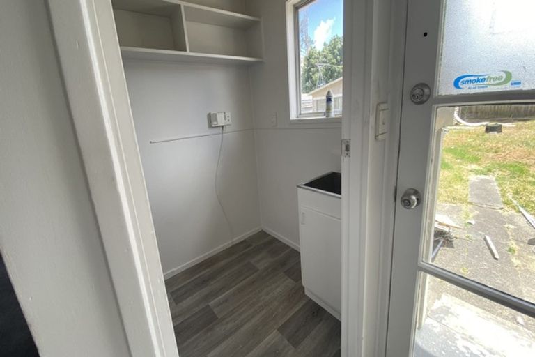 Photo of property in 8 Garth Place, Manurewa, Auckland, 2102