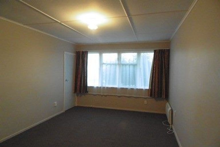 Photo of property in 33 Jillett Street, Titahi Bay, Porirua, 5022