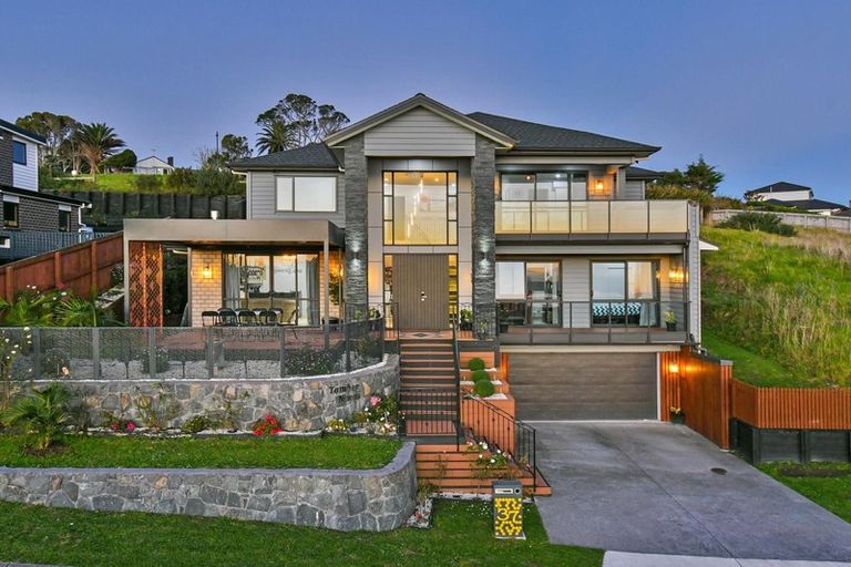 Photo of property in 37 Saint Maroun Rise, The Gardens, Auckland, 2105