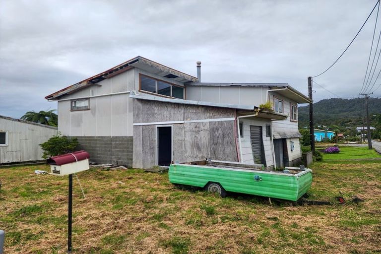 Photo of property in 12 Mcgowan Street, Runanga, 7803