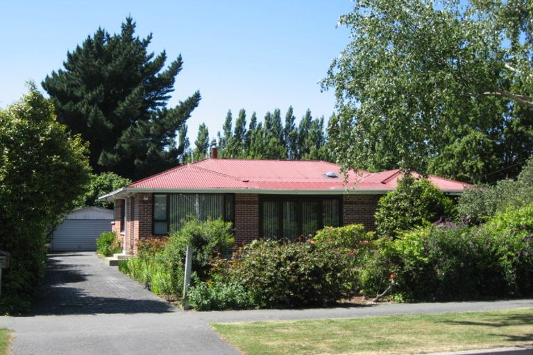 Photo of property in 21 Hawthornden Road, Avonhead, Christchurch, 8042