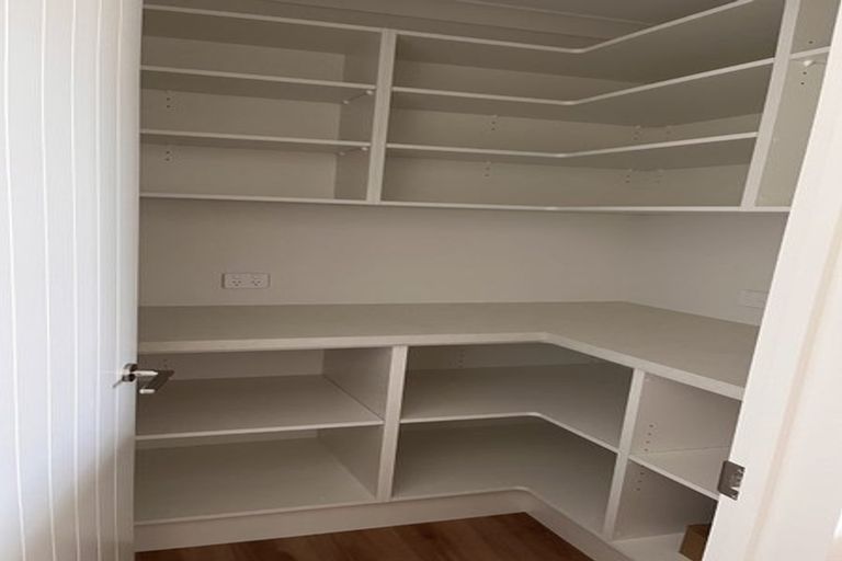 Photo of property in 4 Cousins Street, Woodend, 7691