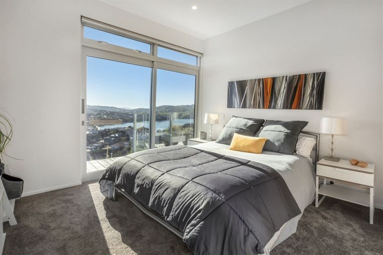 Photo of property in 10 Seascape View, Paremata, Porirua, 5024