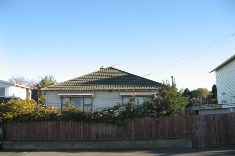 Photo of property in 73 Eglinton Road, Mornington, Dunedin, 9011