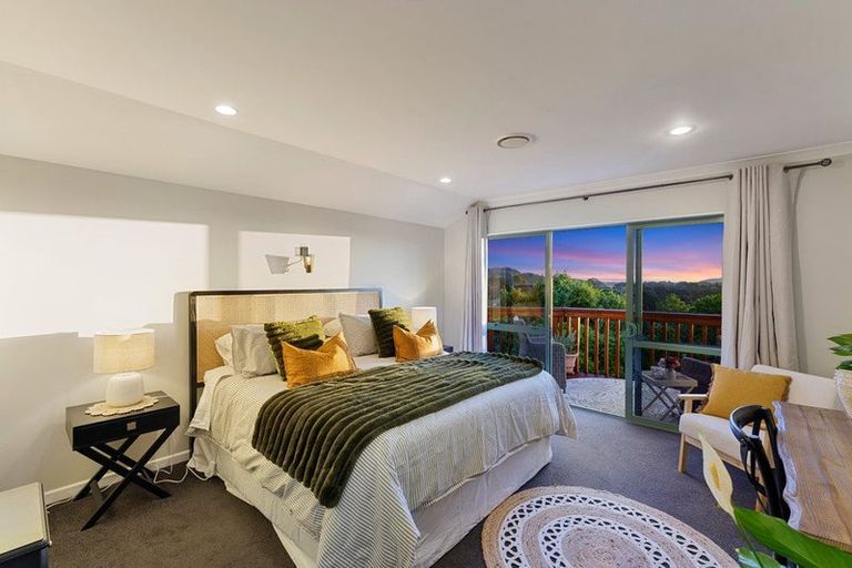 Photo of property in 56 Kakariki Grove, Waikanae, 5036