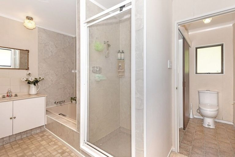 Photo of property in 69 Seddon Crescent, Whataupoko, Gisborne, 4010