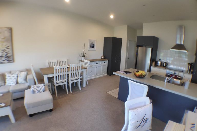Photo of property in 1/206 Manuka Road, Bayview, Auckland, 0629