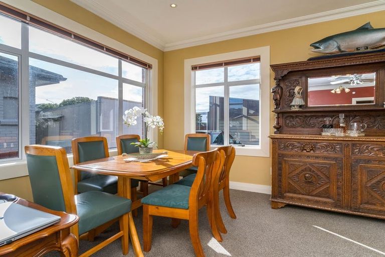 Photo of property in 5 East Avenue, Saint Kilda, Dunedin, 9012