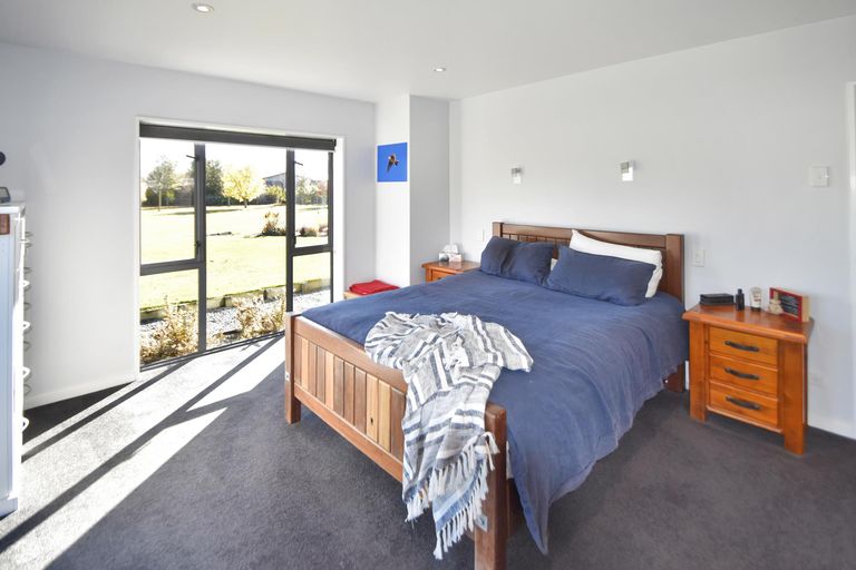 Photo of property in 16 Matukituki Crescent, Twizel, 7901