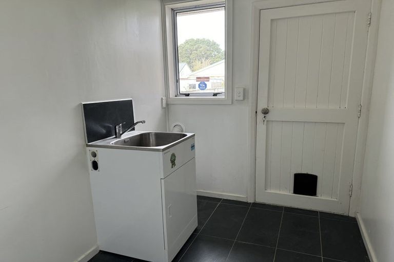 Photo of property in 60 Dyer Street, Epuni, Lower Hutt, 5011