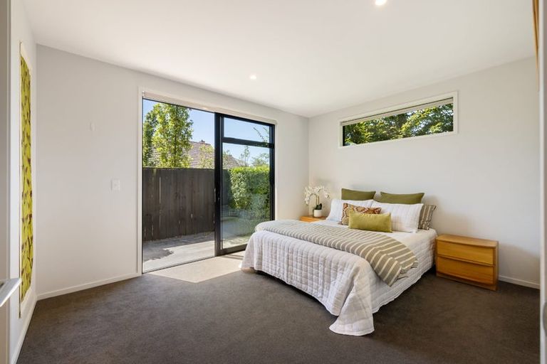 Photo of property in 64a Straven Road, Fendalton, Christchurch, 8014