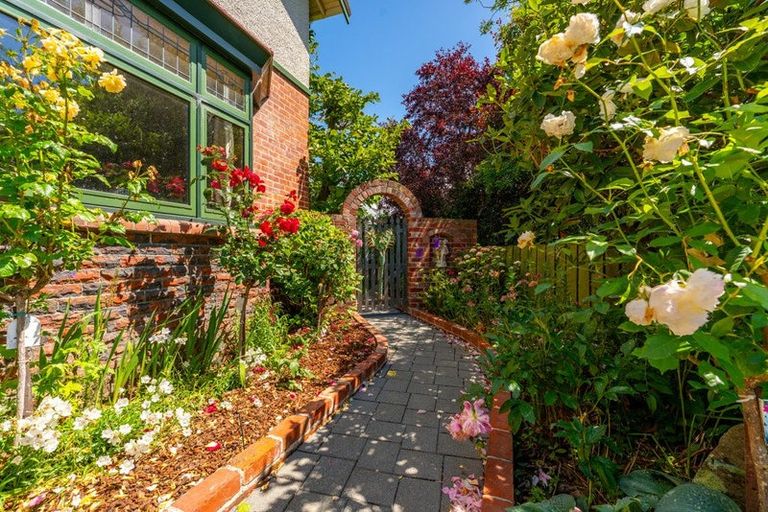 Photo of property in 14 Te Weka Street, Maori Hill, Timaru, 7910