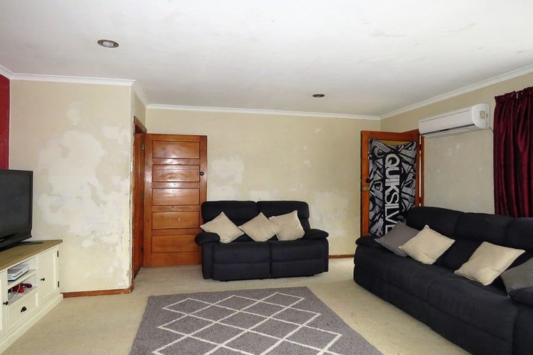 Photo of property in 14 Bright Street, Westport, 7825