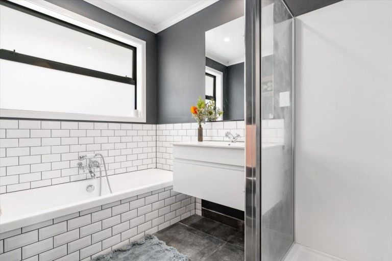 Photo of property in 12d No 2 Road, Te Puke, 3119