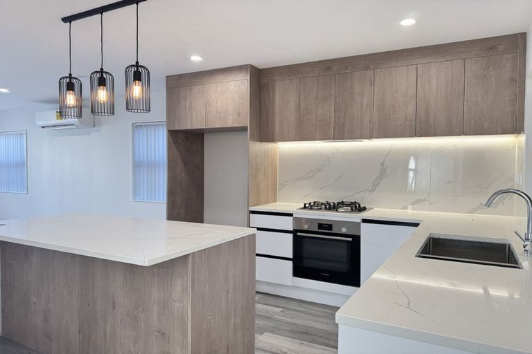 Photo of property in 3/156 Coxhead Road, Wattle Downs, Auckland, 2103