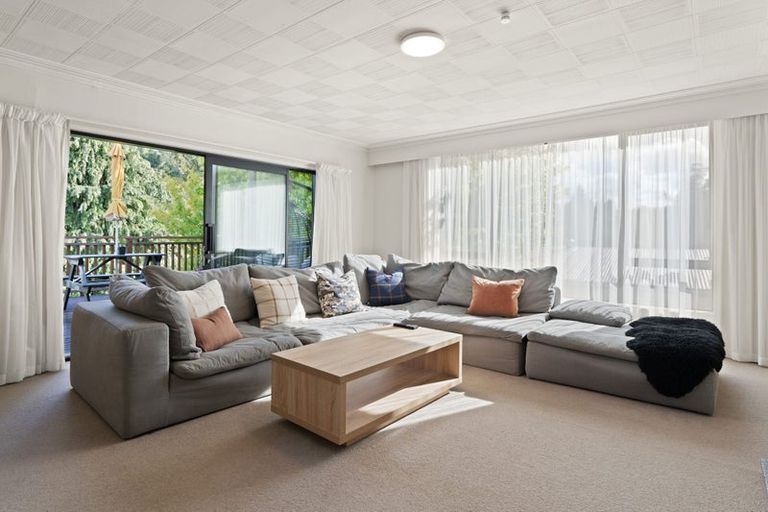 Photo of property in 66 Pioneer Crescent, Helensburgh, Dunedin, 9010