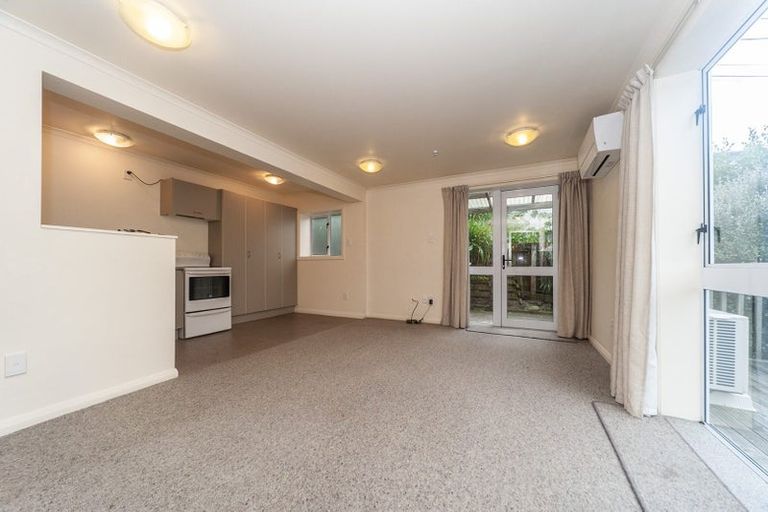 Photo of property in 6 Havelock Street, Mornington, Wellington, 6021