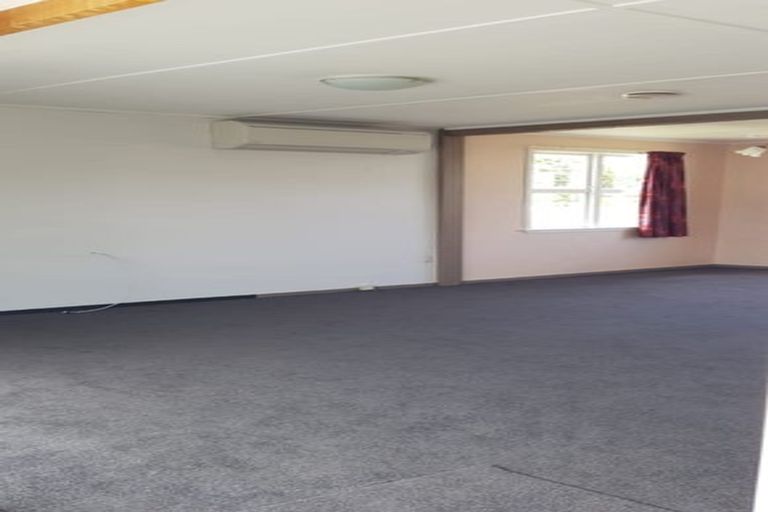 Photo of property in 63 Woodward Street East, Featherston, 5710