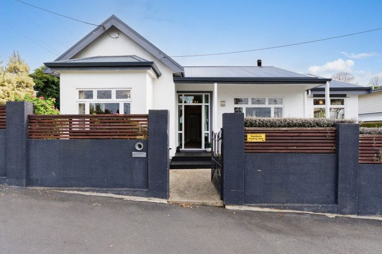 Photo of property in 1 Harcourt Street, Belleknowes, Dunedin, 9011