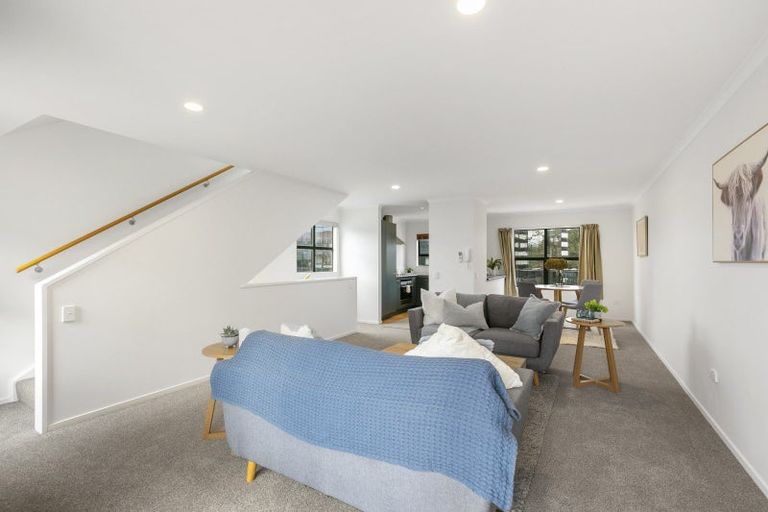 Photo of property in 83a Hill Street, Thorndon, Wellington, 6011