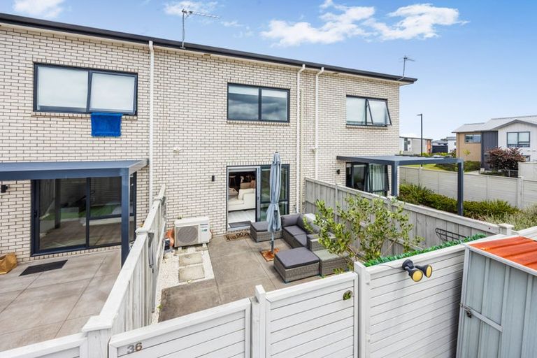 Photo of property in 36 Adlam Lane, Takanini, 2112