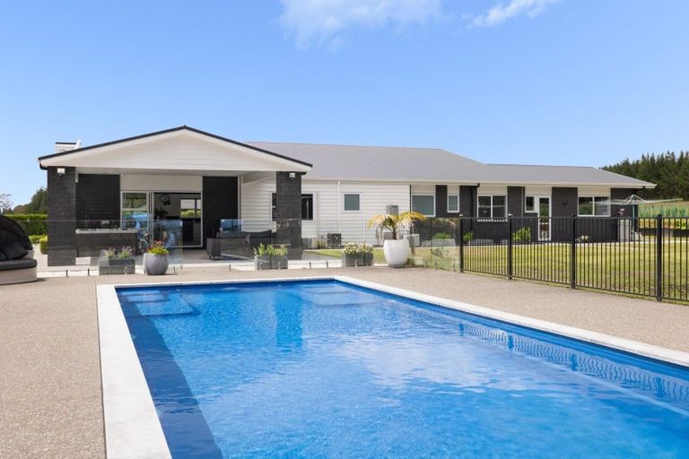 Photo of property in 74d Walter Henry Drive, Omanawa, Tauranga, 3171