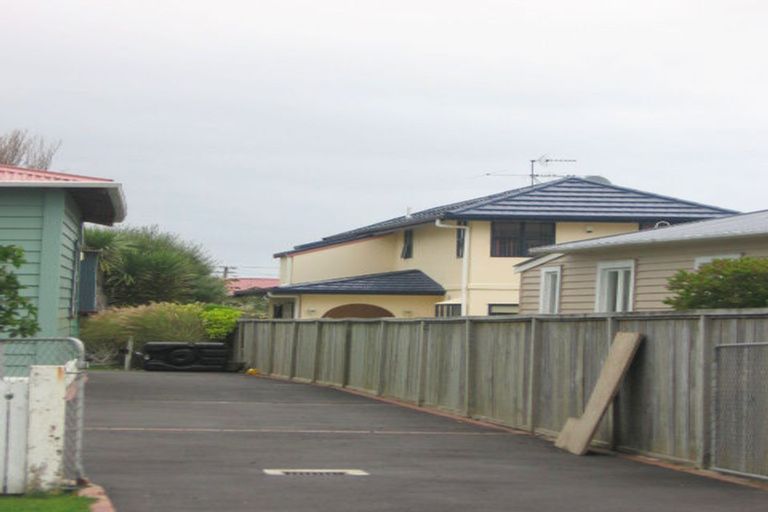Photo of property in 17a Mason Street, Moera, Lower Hutt, 5010