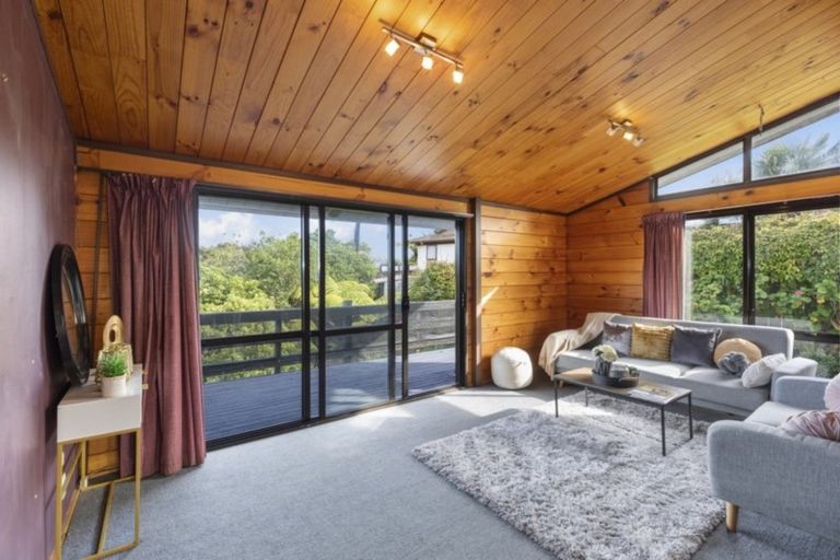 Photo of property in 94 Lord Street, Stokes Valley, Lower Hutt, 5019