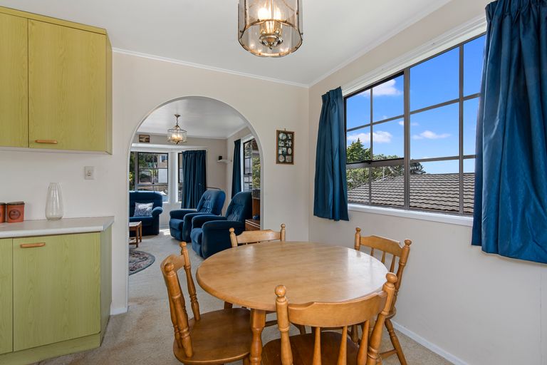 Photo of property in 89 Langana Avenue, Browns Bay, Auckland, 0630