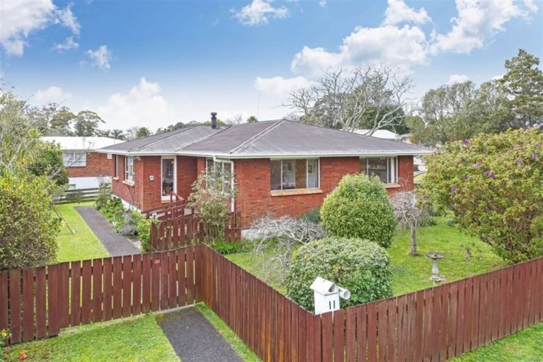 Photo of property in 11 Childs Avenue, Pukekohe, 2120