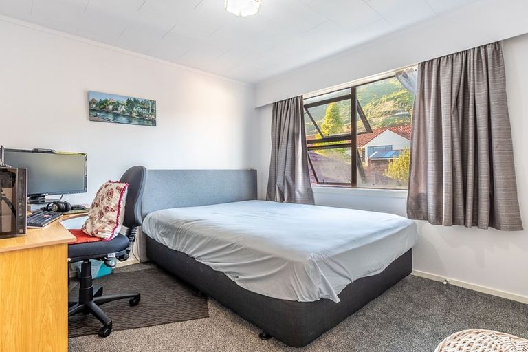 Photo of property in 39 Huia Street, Waikanae, 5036