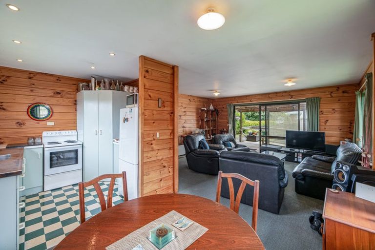 Photo of property in 59b Glendene Avenue, Glendene, Auckland, 0602