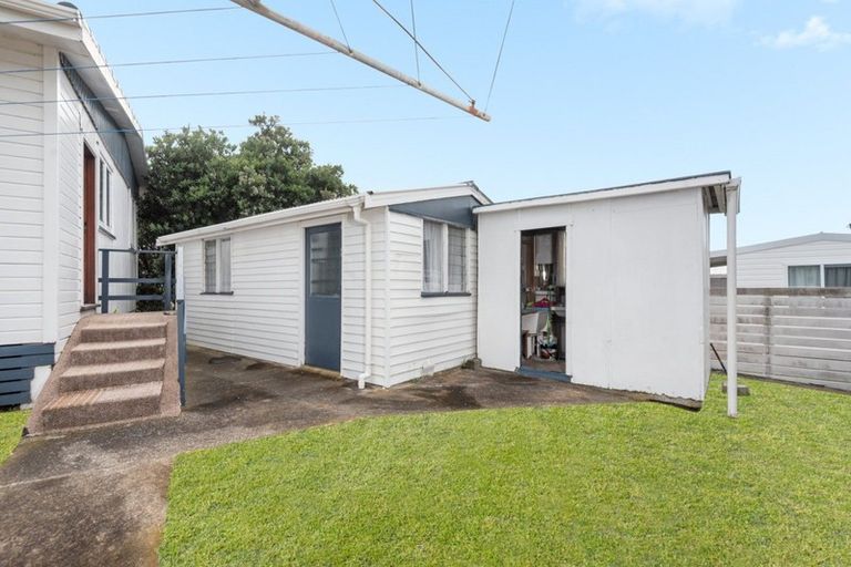 Photo of property in 1338 Papamoa Beach Road, Papamoa Beach, Papamoa, 3118