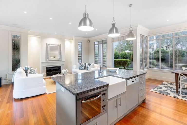 Photo of property in 26 Victoria Avenue, Remuera, Auckland, 1050