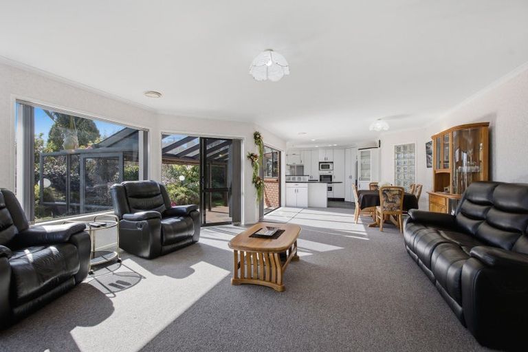 Photo of property in 71 Brooklands Road, Brooklands, New Plymouth, 4310