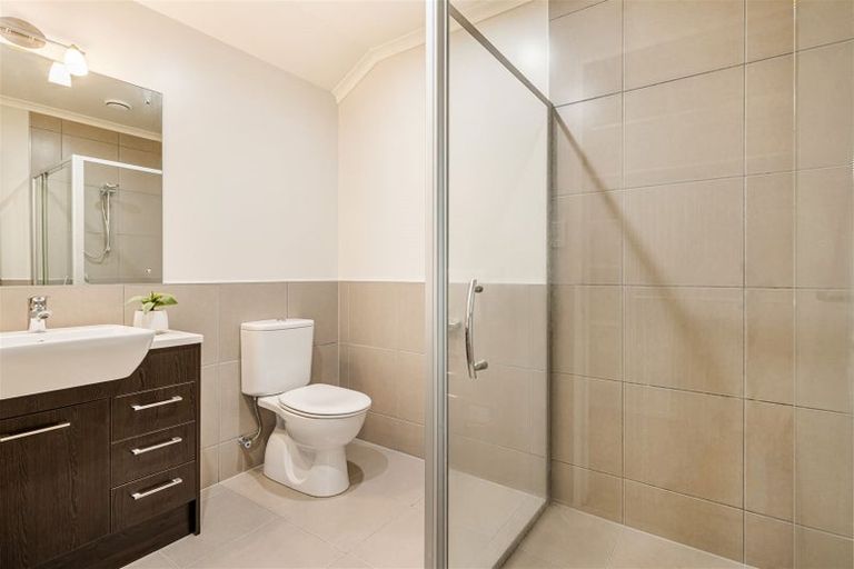 Photo of property in 17 Station Street, Hobsonville, Auckland, 0616