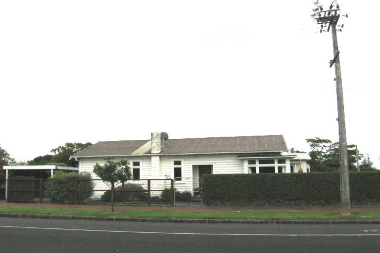 Photo of property in 14 Tui Street, Point Chevalier, Auckland, 1022